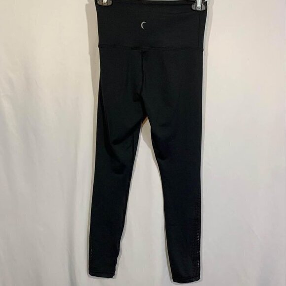 Zyia ACTIVE leggings. Black. High waist. Thick waistband. Size 2. Cute cut out - Picture 5 of 7